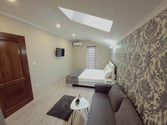 לינה וארוחת בוקר באילה אונו מאי Casa Leahu מראה חיצוני תמונה