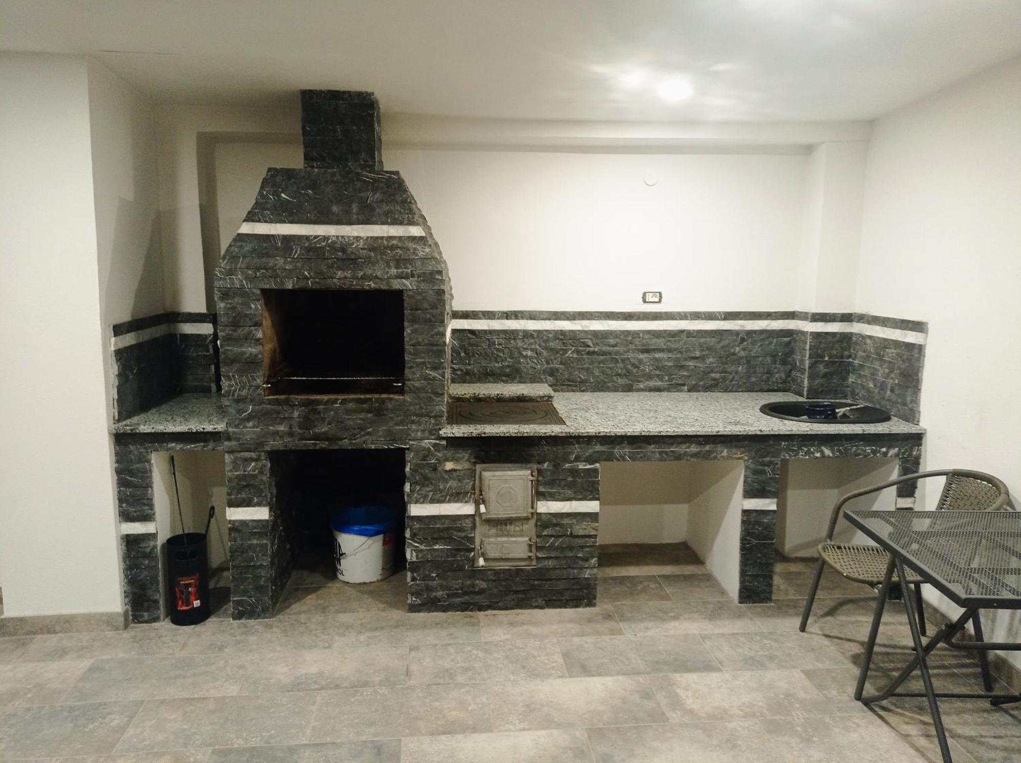 לינה וארוחת בוקר באילה אונו מאי Casa Leahu מראה חיצוני תמונה